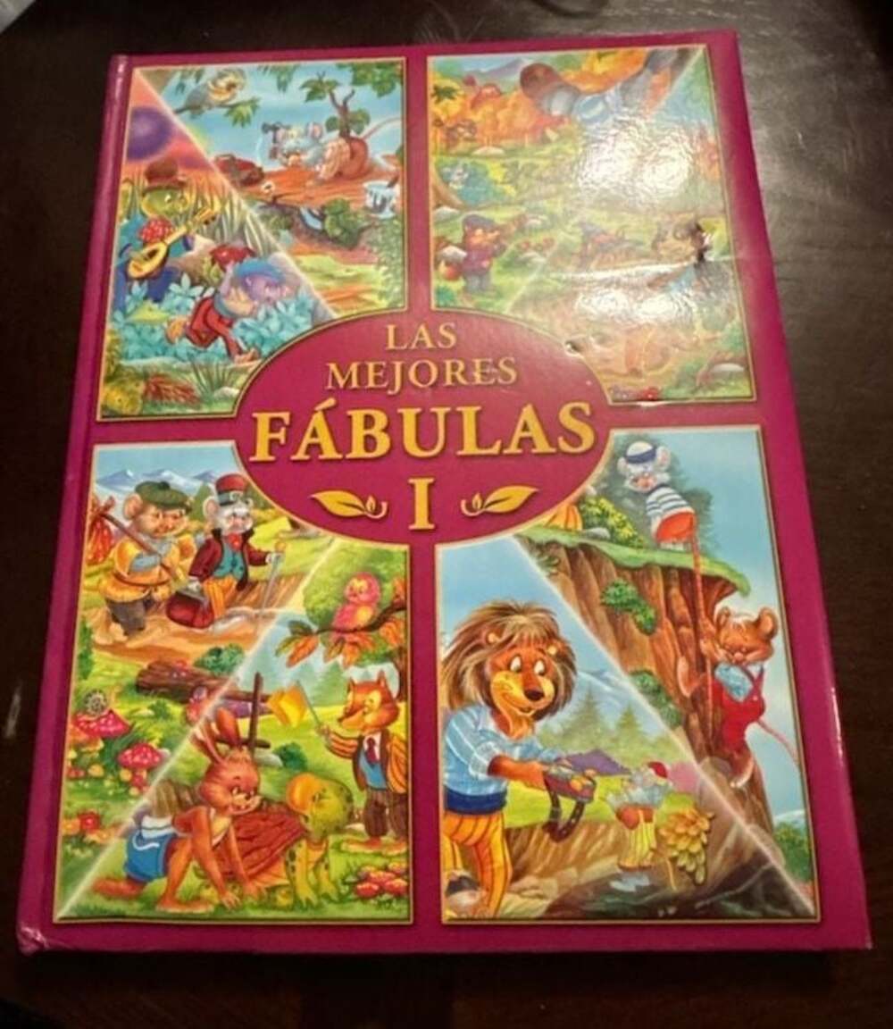 Las Mejores Fábulas I, Ediciones Saldaña, Illustrated by Carlos Busquets